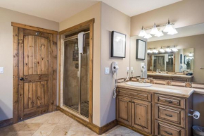 #1051- Stunning Snowflake Townhome